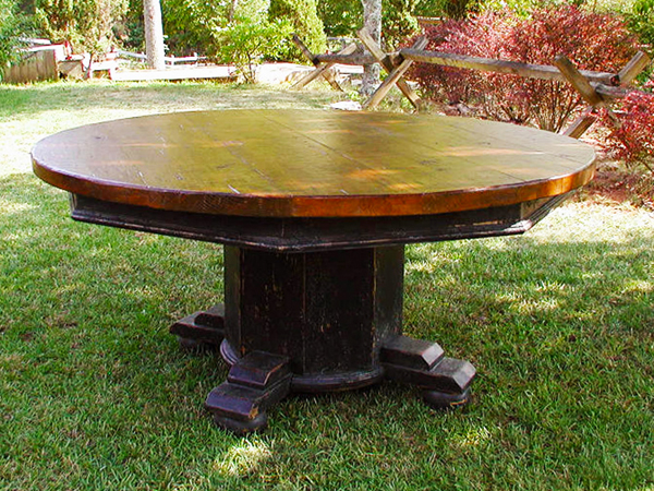 b SZ Waterboro Round Pedestal Farm Table