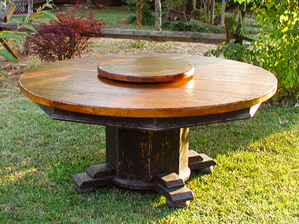 Waterboro Round Pedestal Farm Table